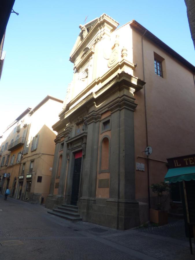 La Fontanella Guest House Viterbo Bagian luar foto